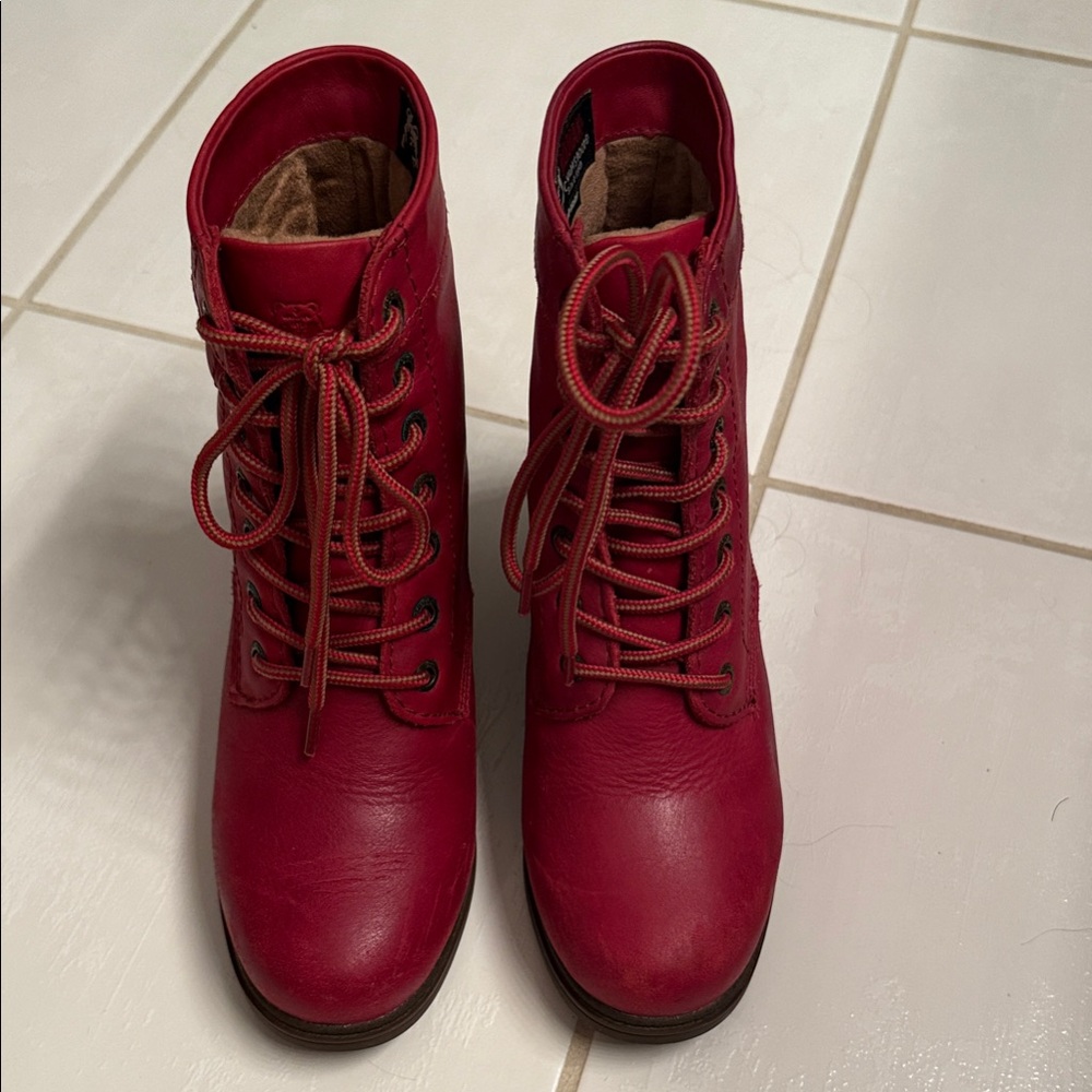 Elegant Red Leather Lace-Up Women's Boots